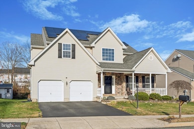 2009 Canyon Creek Rd, Gilbertsville, PA 19525 - photo 2