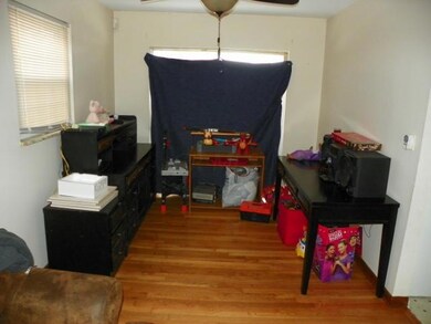 4753 Robinhood Park, Columbus, OH 43227 - photo 3