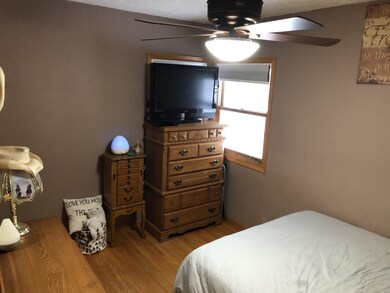 1424 5th St SW, Minot, ND 58701 - photo 5