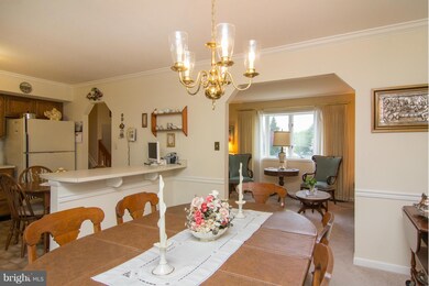 6153 Forest Ln, Sykesville, MD 21784 - photo 5