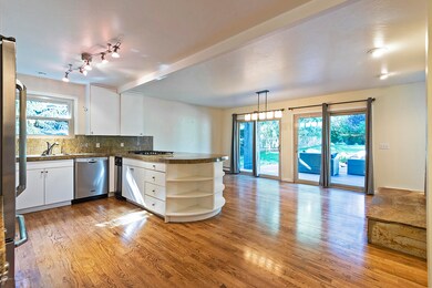 1411WillowLoop-005