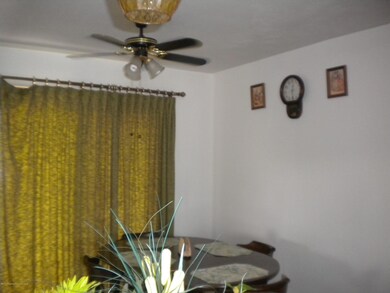 408 Lincoln St, Dupont, PA 18641 - photo 5