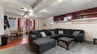 8120 Prospect Ave, Warren, MI 48089 - photo 2