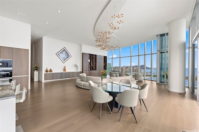 Waiea unit 3400, Honolulu, HI 96814 - photo 2