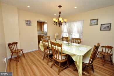 216 W 18th St, Ship Bottom, NJ 08008 - photo 5