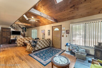 128 Whippoorwill Dr, Bushkill, PA 18324 - photo 3