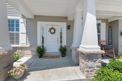 402 Filipp Ln, Lake Saint Louis, MO 63367 - photo 2