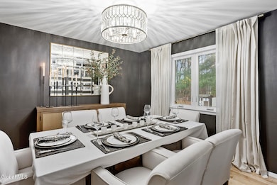 66 Hathorn Blvd - Saratoga Springs - 19