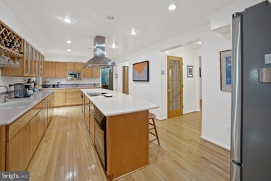 7442 Weather Worn Way, Columbia, MD 21046 - photo 5