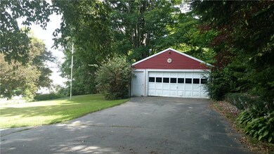 Detached 2 car garage.
