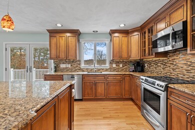 56 Hanson Cir, East Falmouth, MA 02536 - photo 6