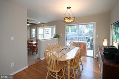 4714 Declaration Ct, Annandale, VA 22003 - photo 2