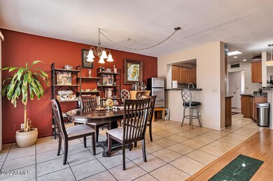 9924 W Crosby Cir S, Sun City, AZ 85351 - photo 6