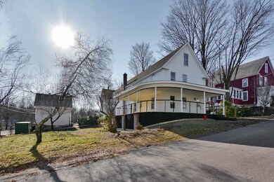 17 Jackson St, Hillsborough, NH 03244 - photo 3