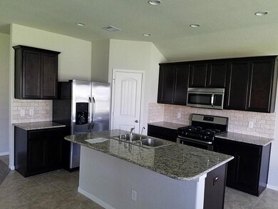 ALL NEW APPLIANCES UNDER BUILDER WARRANTY