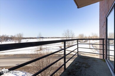 21-Exterior Deck 20240408-DW-6818