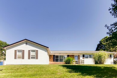 100 Coonpath Rd NW, Lancaster, OH 43130 - photo 2