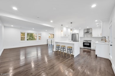 800 Raritan Rd, Clark, NJ 07066 - photo 4