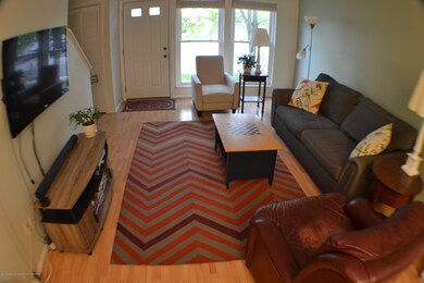 2178 Barclay living