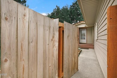1410 SW Forest Pkwy, Waldport, OR 97394 - photo 5
