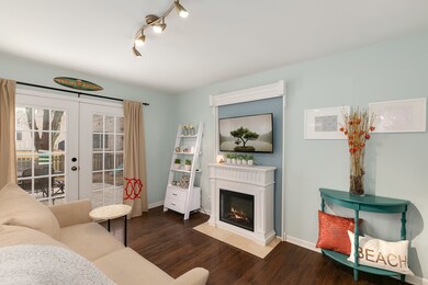 259 Westbrook Cir, Naperville, IL 60565 - photo 3