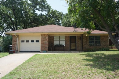 1624 W Parnell St, Denison, TX 75020 - photo 2