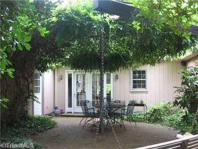 Yard/Garden.