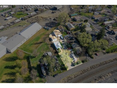 1503 SE Collins Dr, Pendleton, OR 97801 - photo 6