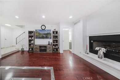 9775 Via Roma, Burbank, CA 91504 - photo 7