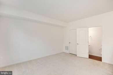 18455 Mateny Rd, Germantown, MD 20874 - photo 6