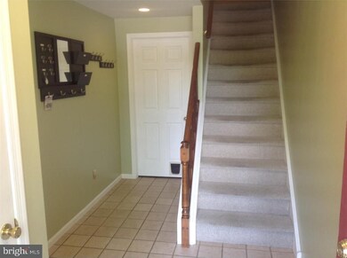 3904 Fox Pointe Ct unit 3904, Glen Mills, PA 19342 - photo 7