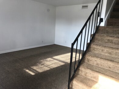 362 Peabody Dr unit 4, Clarksville, TN 37042 - photo 2