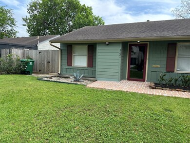 1131 Du Barry Ln, Houston, TX 77018 - photo 2