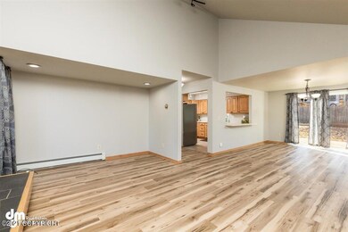 07-Living Room 20210426-DW-1595