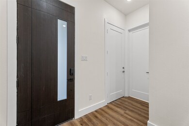 400 S Henderson Ave, Dallas, TX 75223 - photo 7