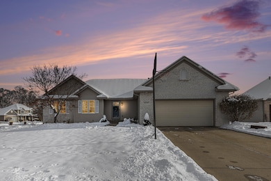 2432 Eastwinde Ct NW, Grand Rapids, MI 49504 - photo 2