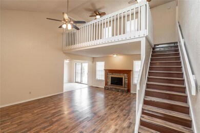 1217 NE 23rd St, Moore, OK 73160 - photo 5