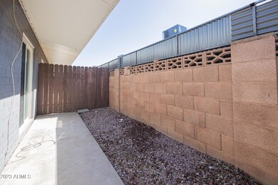 2206 S Granada Dr unit 7, Tempe, AZ 85282 - photo 3