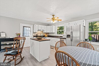 3647 Tripoli Ct, Dumfries, VA 22026 - photo 6