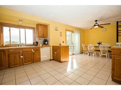 23 S Grove Ave, Warren, RI 02885 - photo 5