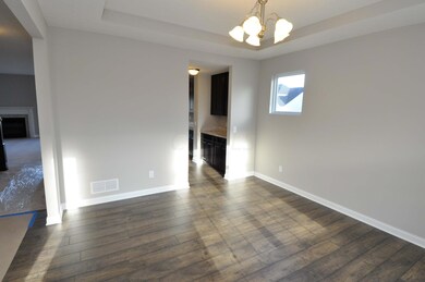 COLU_Fox_Glen_511_dining_room2