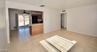 1002 E Cinnabar Ave, Phoenix, AZ 85020 - photo 7