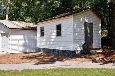 674 Mount Shepherd Rd, Asheboro, NC 27205 - photo 7