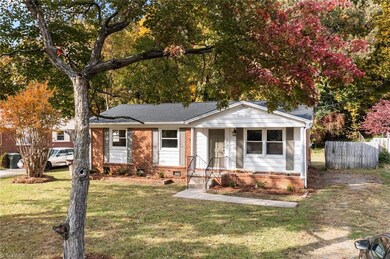 1510 W Meadowview Rd, Greensboro, NC 27403 - photo 7