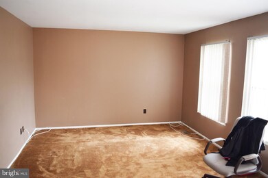 646 Yorkshire Dr, Edgewood, MD 21040 - photo 4