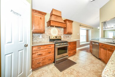 1220 Stallion Ridge, Alvin, TX 77511 - photo 7