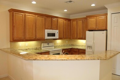 Kitchen & Dining Area