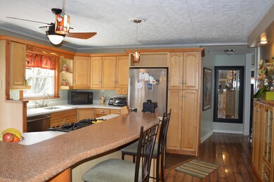 829 Gilbert Rd, Effort, PA 18330 - photo 5