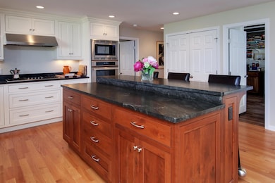 2 Moody Dr, Sandwich, MA 02563 - photo 5