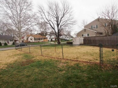 1509 Valley Rd, Bethlehem, PA 18018 - photo 4